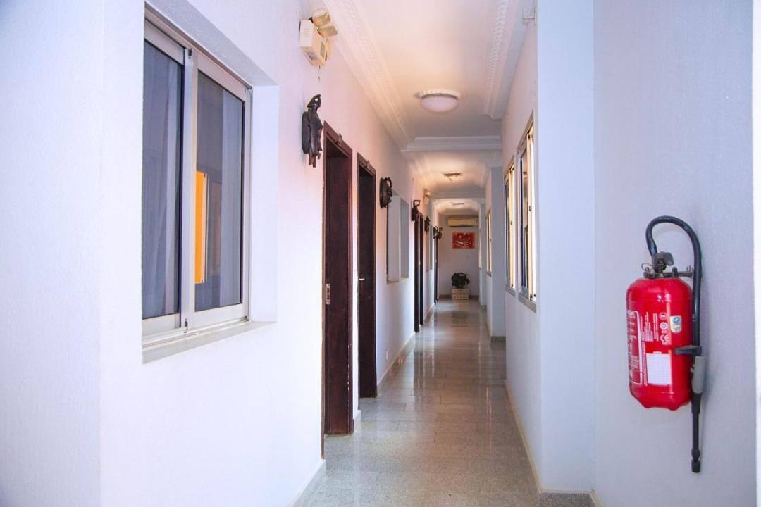אבידג'אן Cypa Hotel מראה חיצוני תמונה